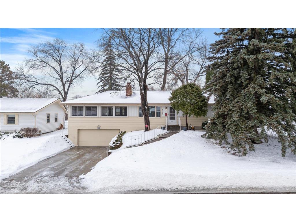 8109 30th Avenue N Crystal MN 55427 7005525 image1