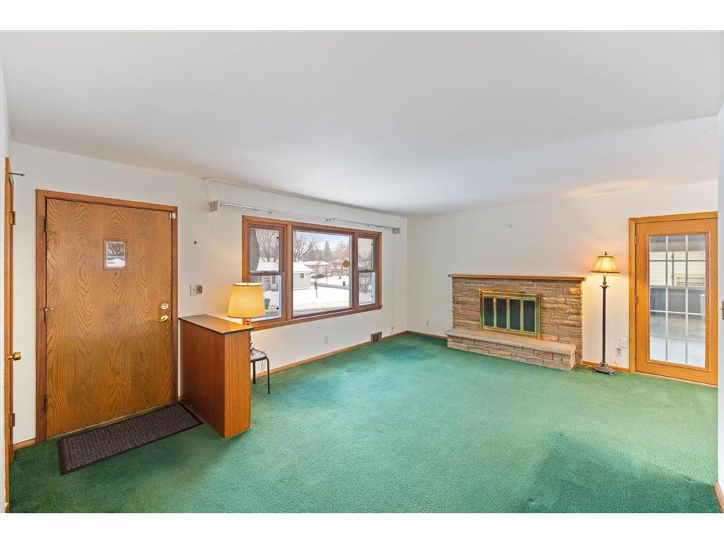 8109 30th Avenue N Crystal MN 55427 7005525 image11