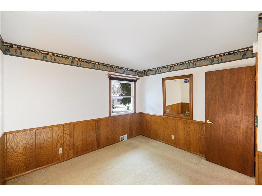 8109 30th Avenue N Crystal MN 55427 7005525 image20