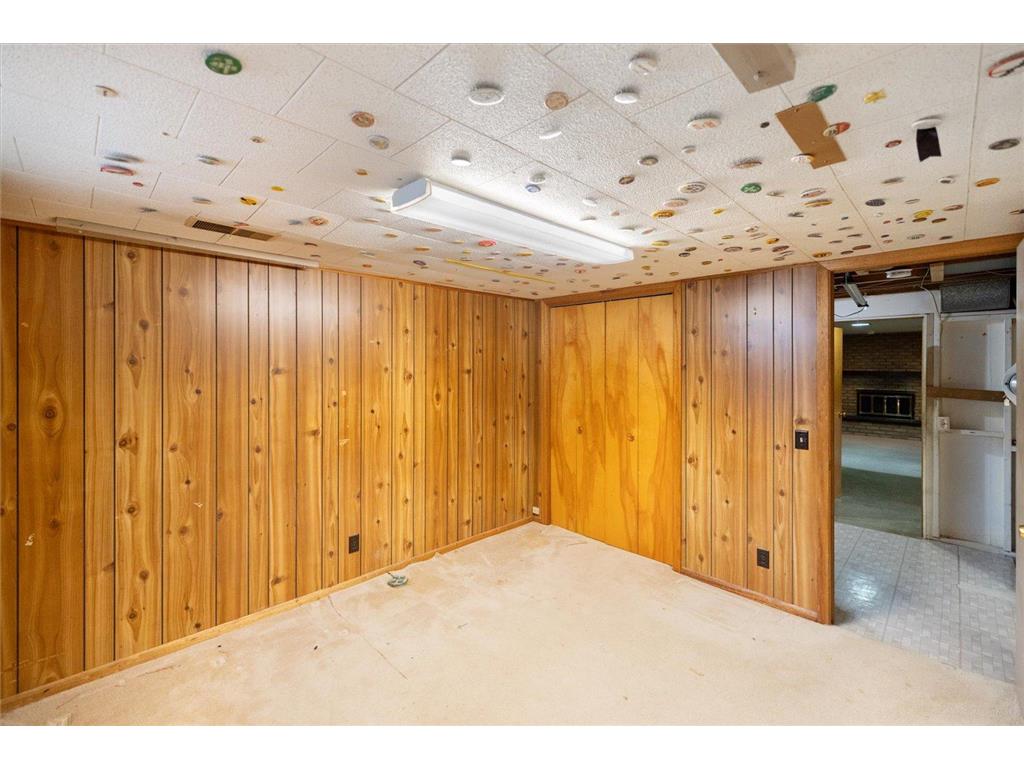 8109 30th Avenue N Crystal MN 55427 7005525 image32