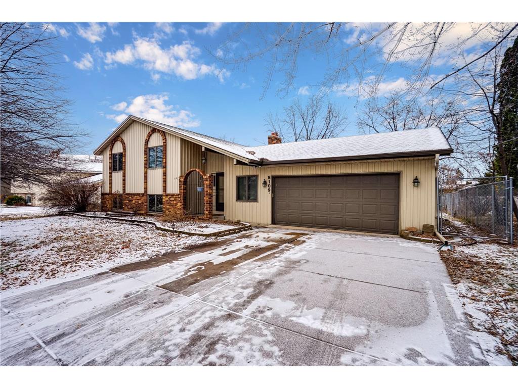 8109 82nd Avenue N Brooklyn Park MN 55445 6638966 image1