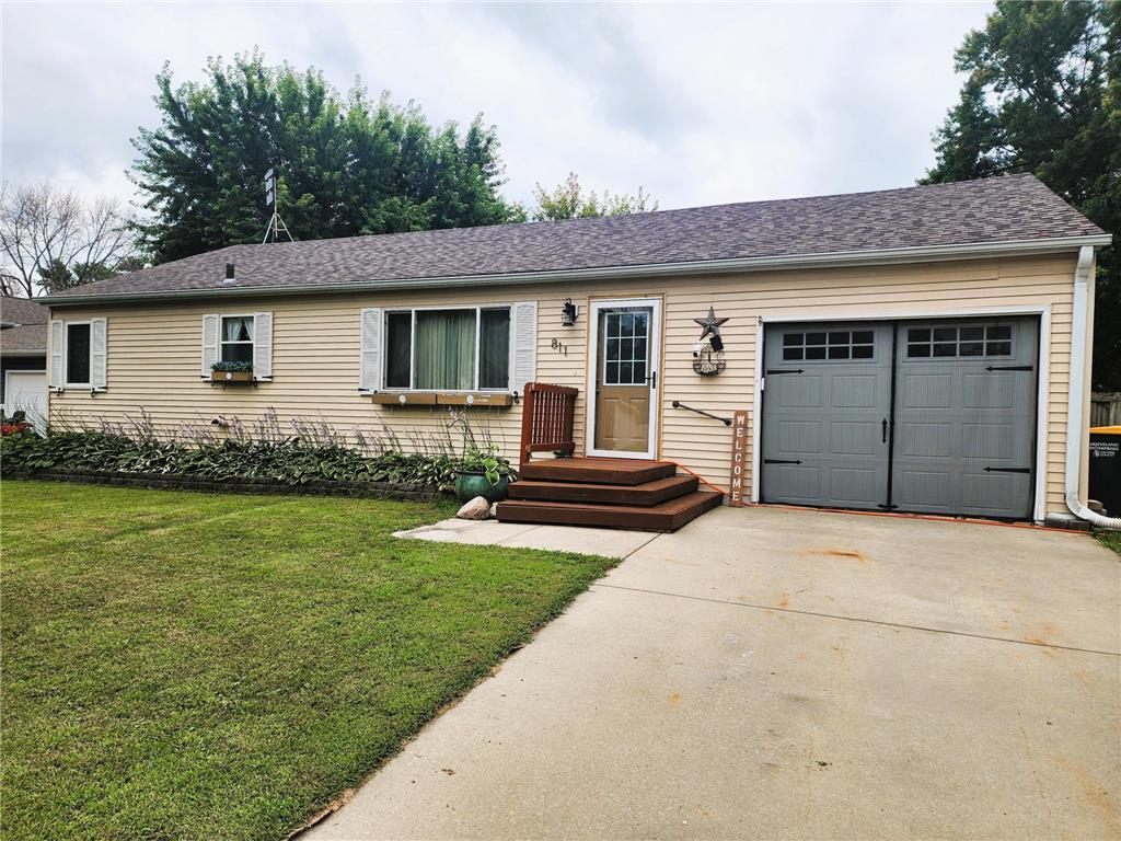 811 1st Street NE Dodge Center MN 55927 6774410 image1