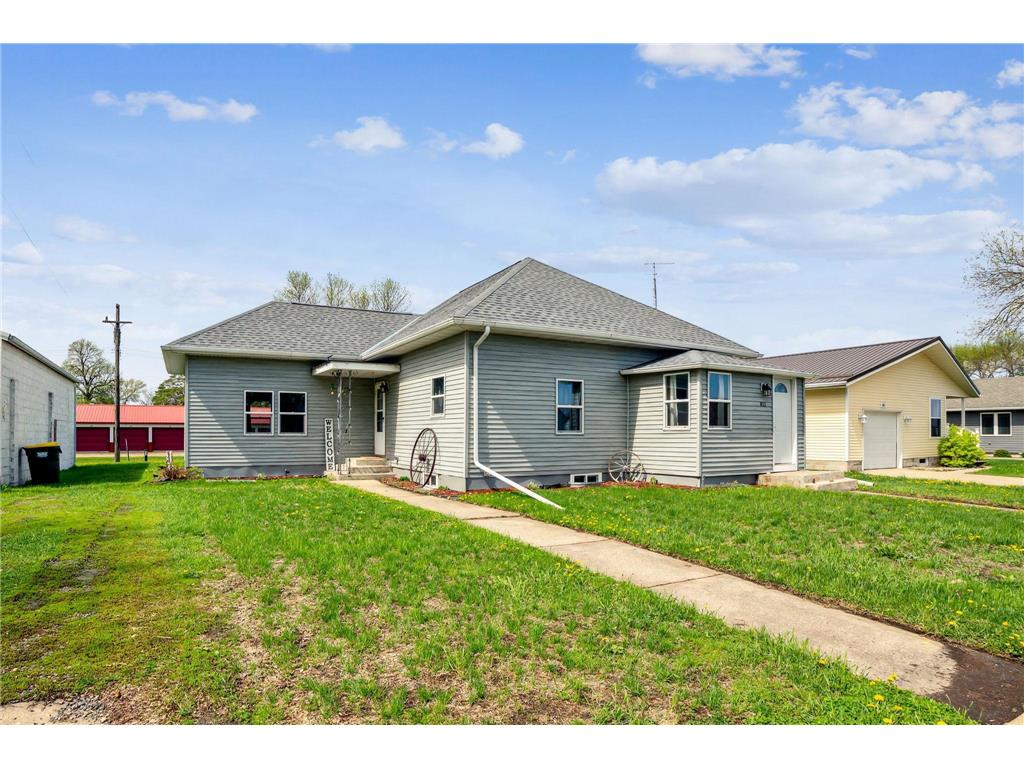 811 2nd Street W Morgan MN 56266 6369133 image1