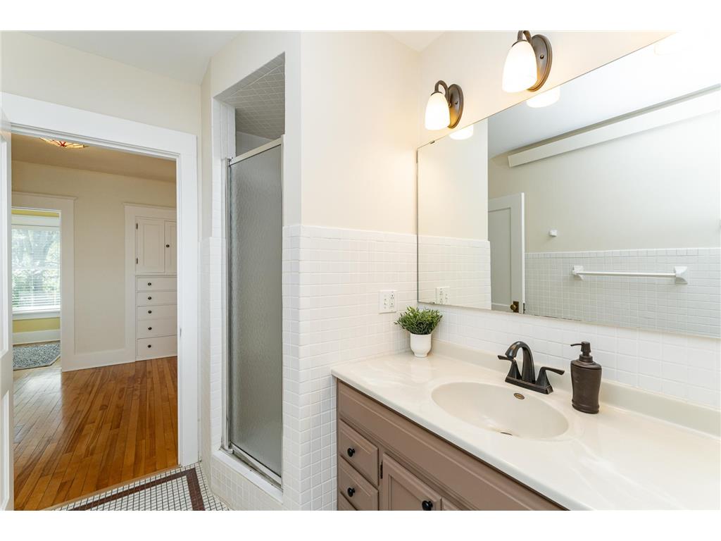 811 6th Street SW Rochester MN 55902 6768618 image23