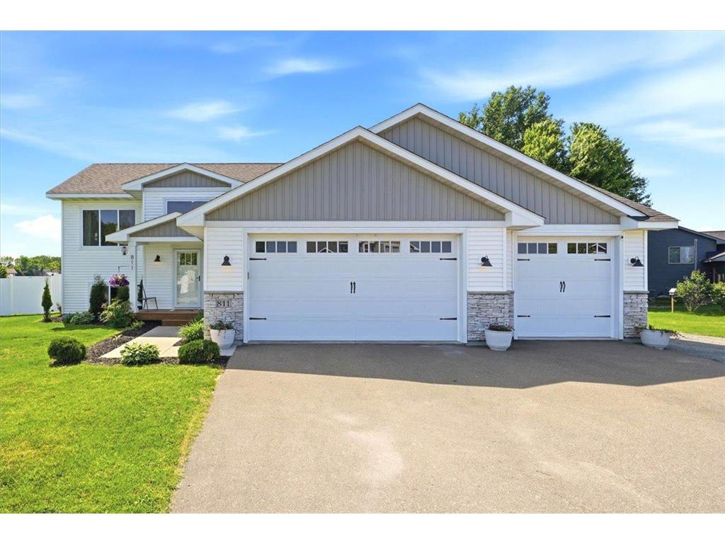 811 Brady Lane New Richmond WI 54017 7040965 image2