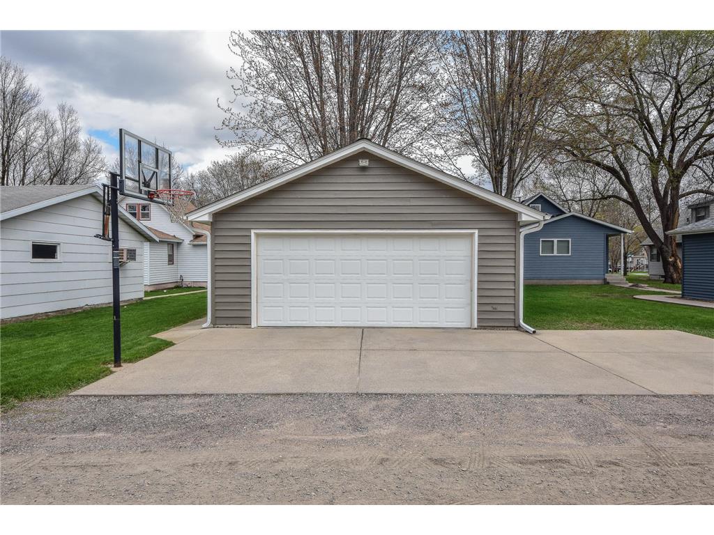811 Broadway Avenue S Sauk Rapids MN 56379 7056395 image2