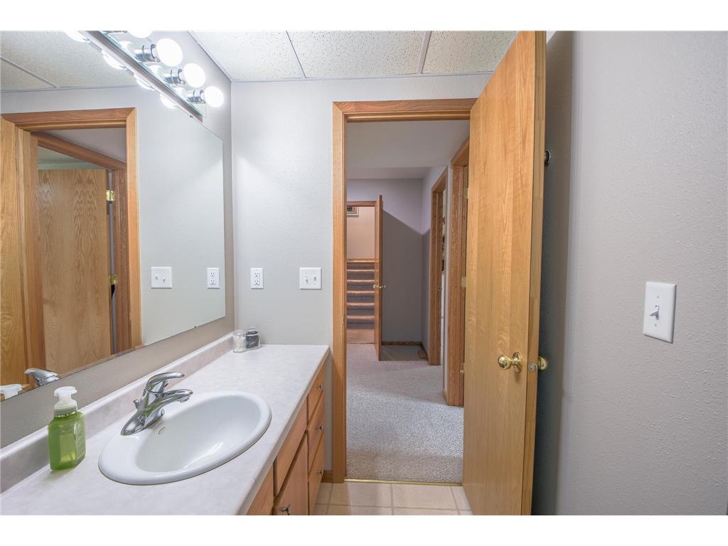 811 Broadway Avenue S Sauk Rapids MN 56379 7056395 image33