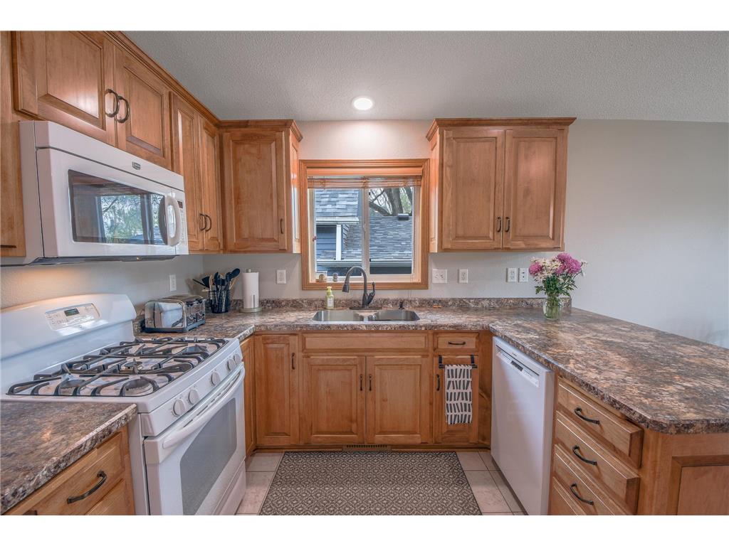 811 Broadway Avenue S Sauk Rapids MN 56379 7056395 image4