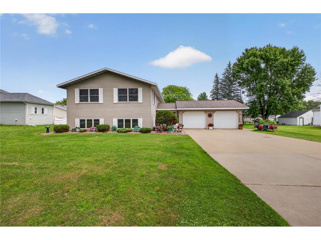 811 Broadway Avenue Wabasha MN 55981 7089808 image1