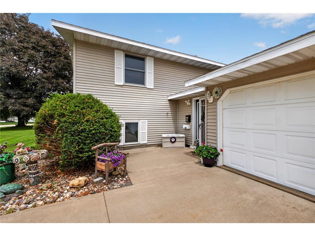 811 Broadway Avenue Wabasha MN 55981 7089808 image3