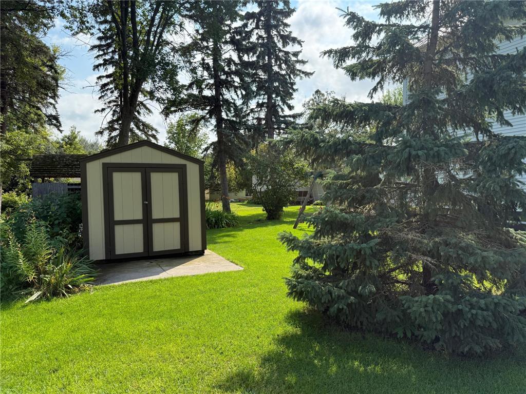 811 E Division Street Elbow Lake MN 56531 7033855 image11