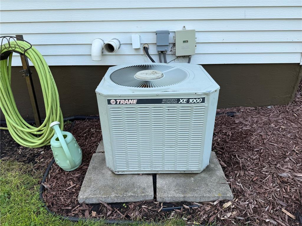 811 E Division Street Elbow Lake MN 56531 7033855 image14