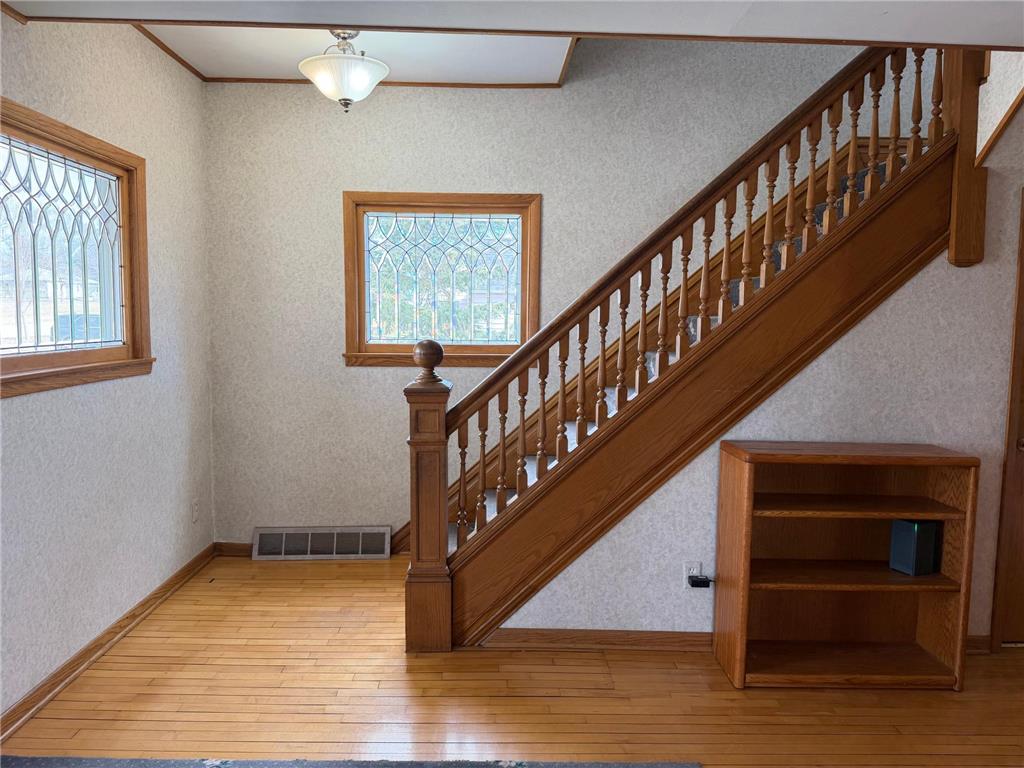 811 E Division Street Elbow Lake MN 56531 7033855 image18