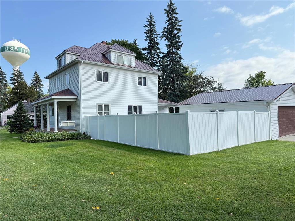 811 E Division Street Elbow Lake MN 56531 7033855 image5