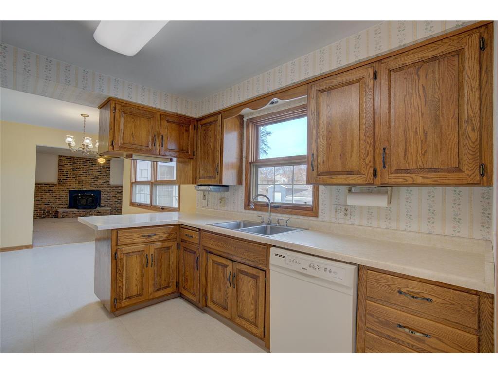 811 Elton Hills Drive NW Rochester MN 55901 6503471 image14