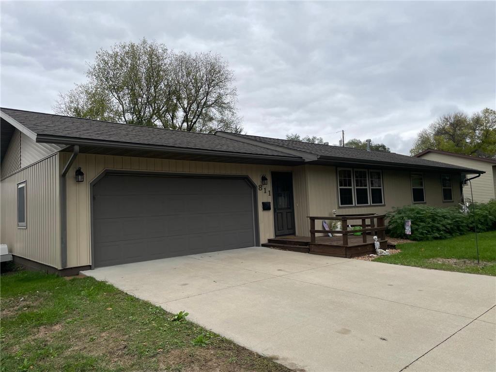 811 Koronis Avenue, Paynesville, MN, 56362 MLS 6448603 Edina Realty