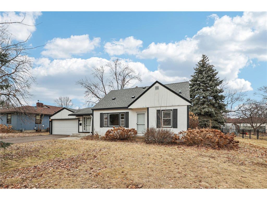 811 Monroe Street Anoka MN 55303 7024092 image1