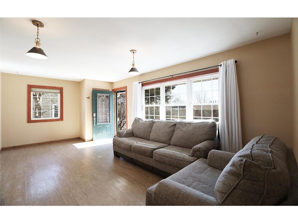 811 N 7th Street Virginia MN 55792 7039764 image2