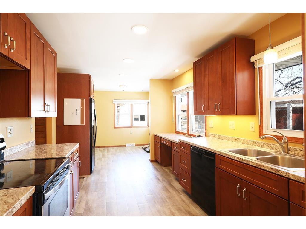811 N 7th Street Virginia MN 55792 7039764 image5