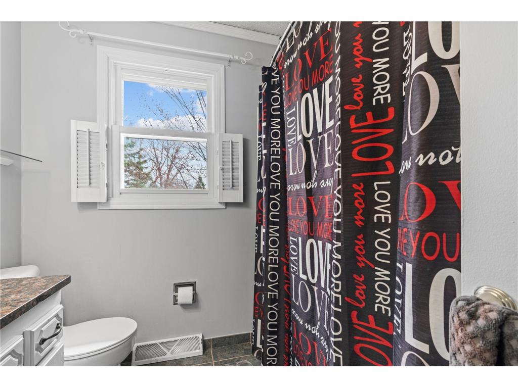 811 Page Street SW Isanti MN 55040 7056147 image27