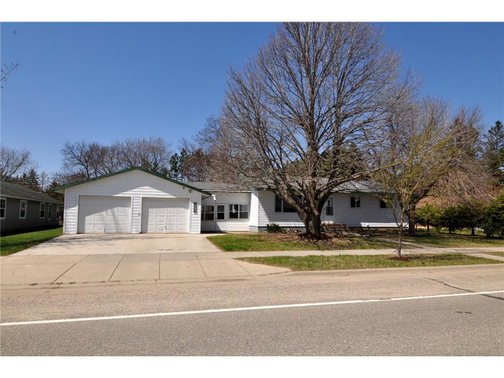 811 Pleasant Avenue S Park Rapids MN 56470 6715068 image1