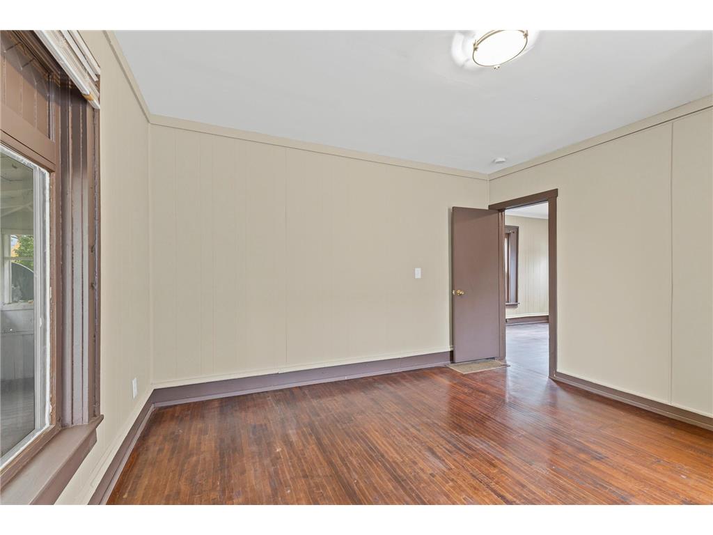 811 Queen Avenue N Minneapolis MN 55411 6807437 image23