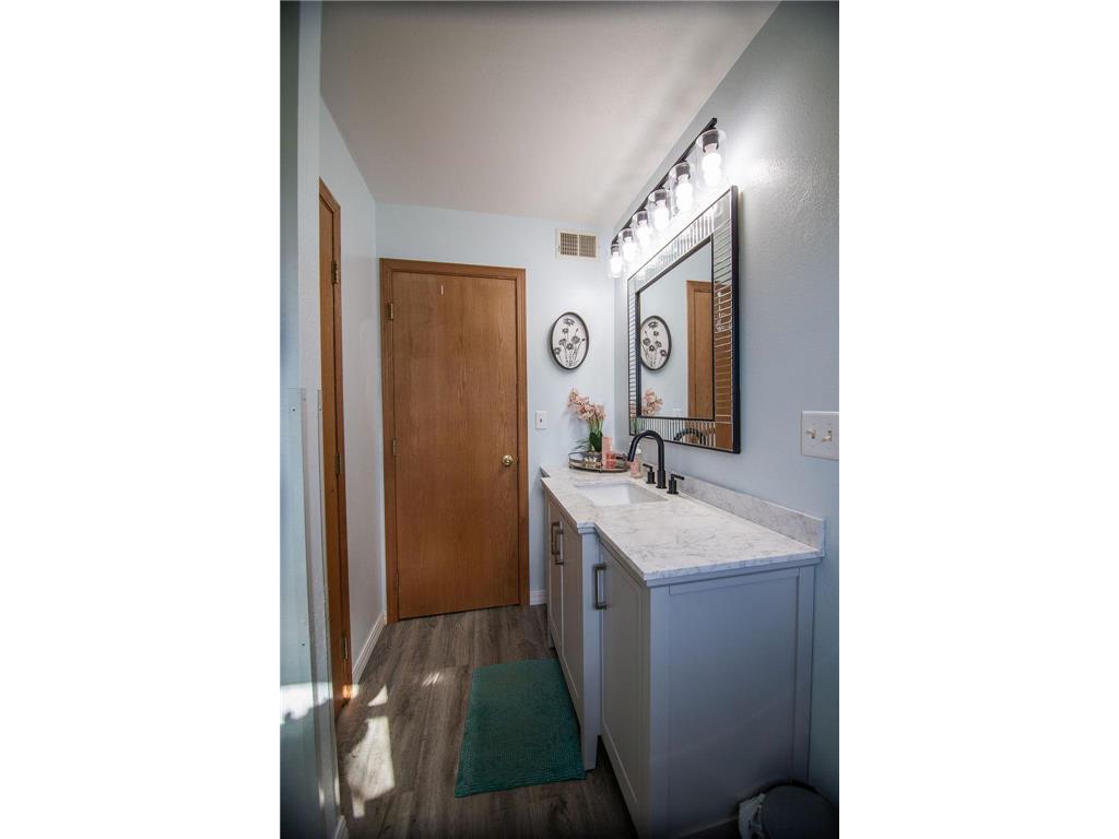 811 Roosevelt Street Alexandria MN 56308 7062386 image20