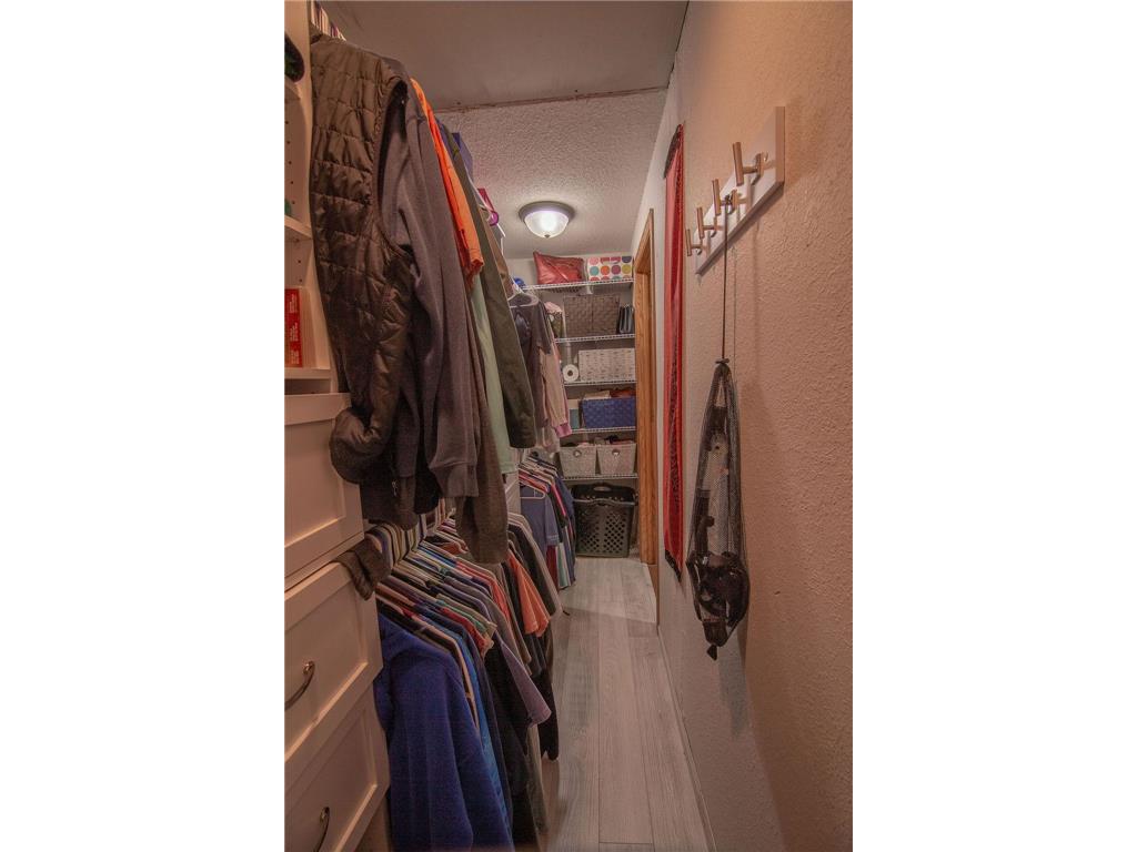 811 Roosevelt Street Alexandria MN 56308 7062386 image32