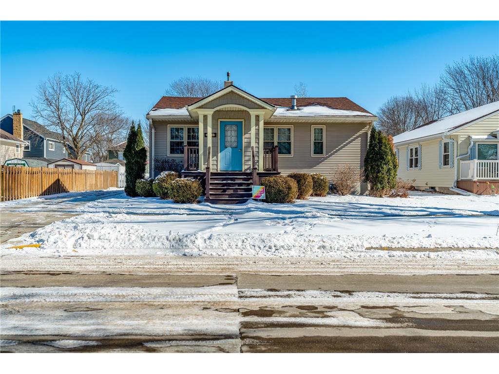 811 S Galbraith Street Blue Earth MN 56013 6674637 image1