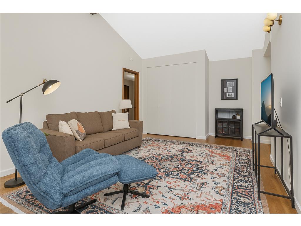 811 Smetana Road #8 Hopkins MN 55343 7038220 image10