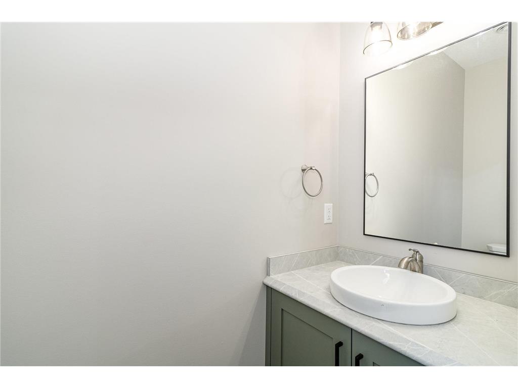 811 Viburnum Street Belle Plaine MN 56011 6727681 image8