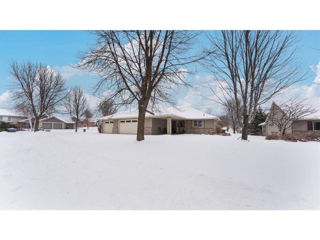 811 Westland Street New London MN 56273 6821188 image2