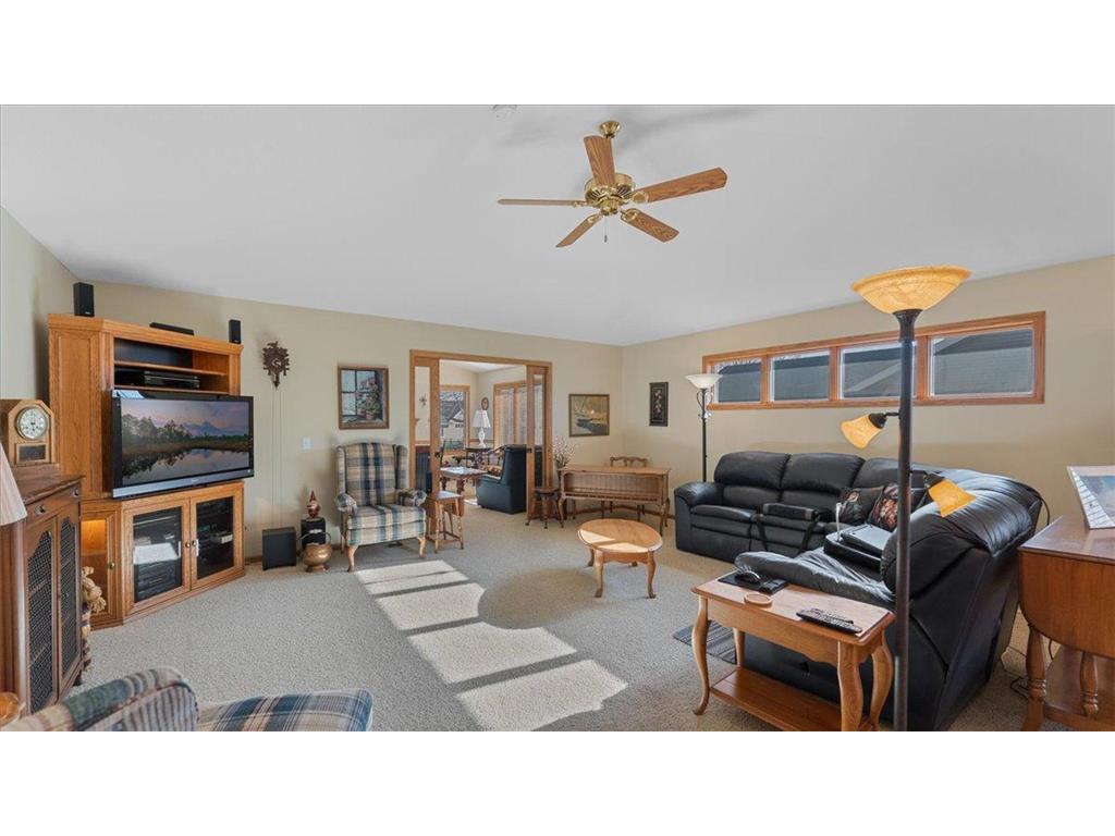 811 Westland Street New London MN 56273 6821188 image24