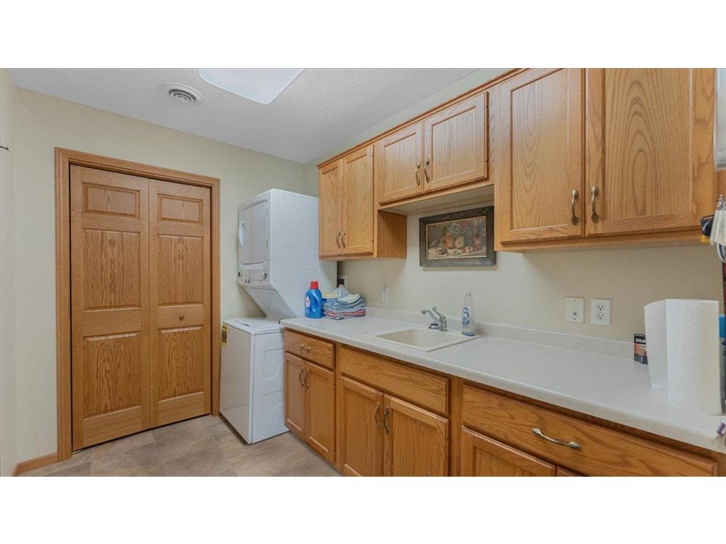 811 Westland Street New London MN 56273 6821188 image36