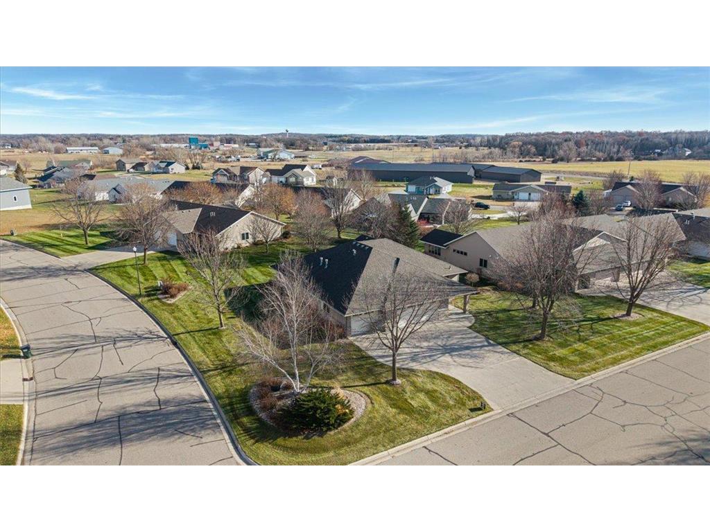 811 Westland Street New London MN 56273 6821188 image46