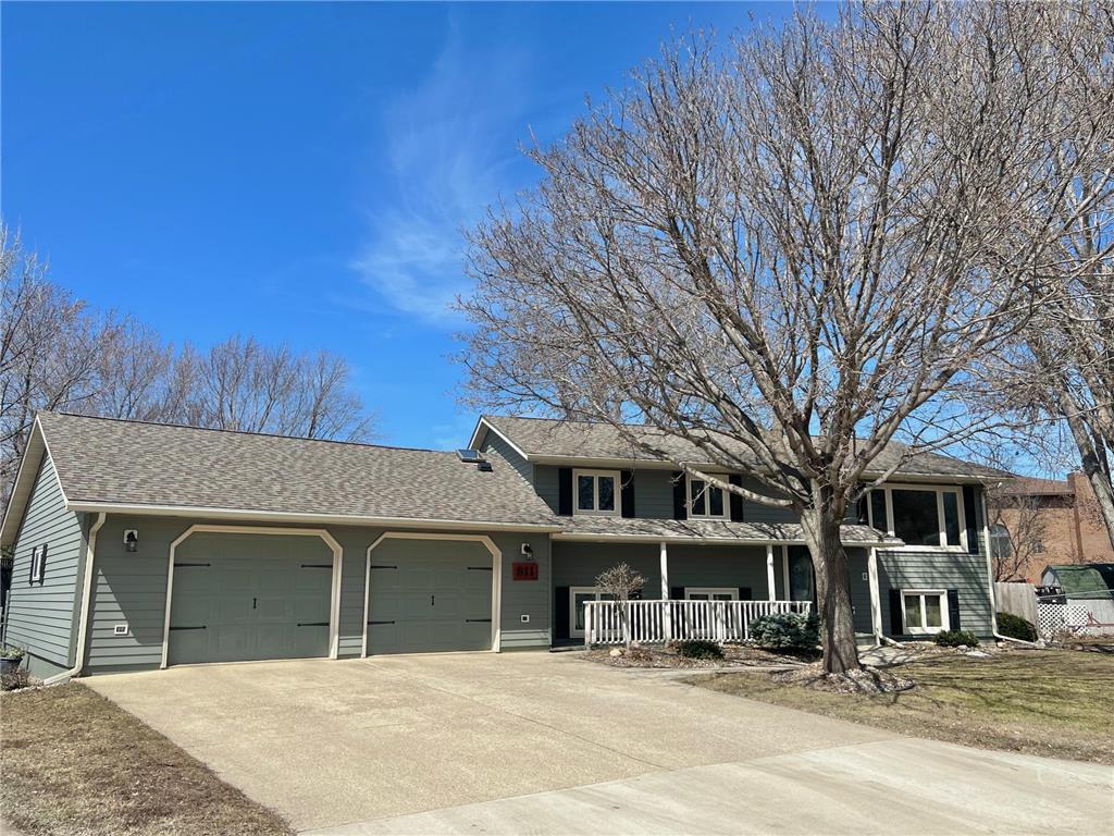 811 Westmar Circle Marshall MN 56258 6339271 image1