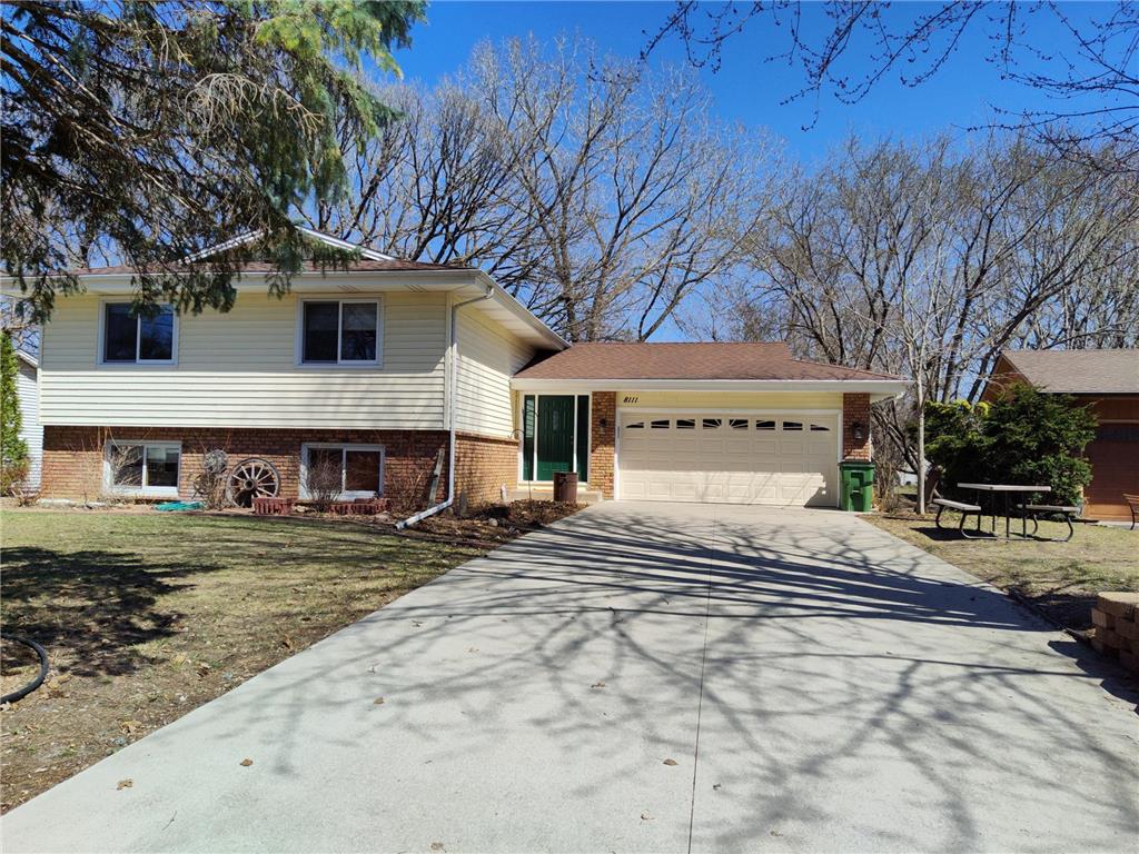 8111 Fairmont Circle NE Fridley MN 55432 6357678 image1