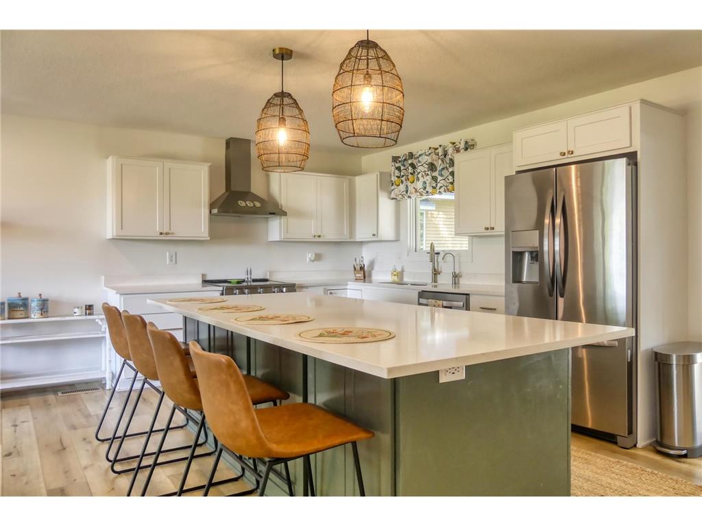 8112 N Shore Trail N Forest Lake MN 55025 - Forest 7019995 image19