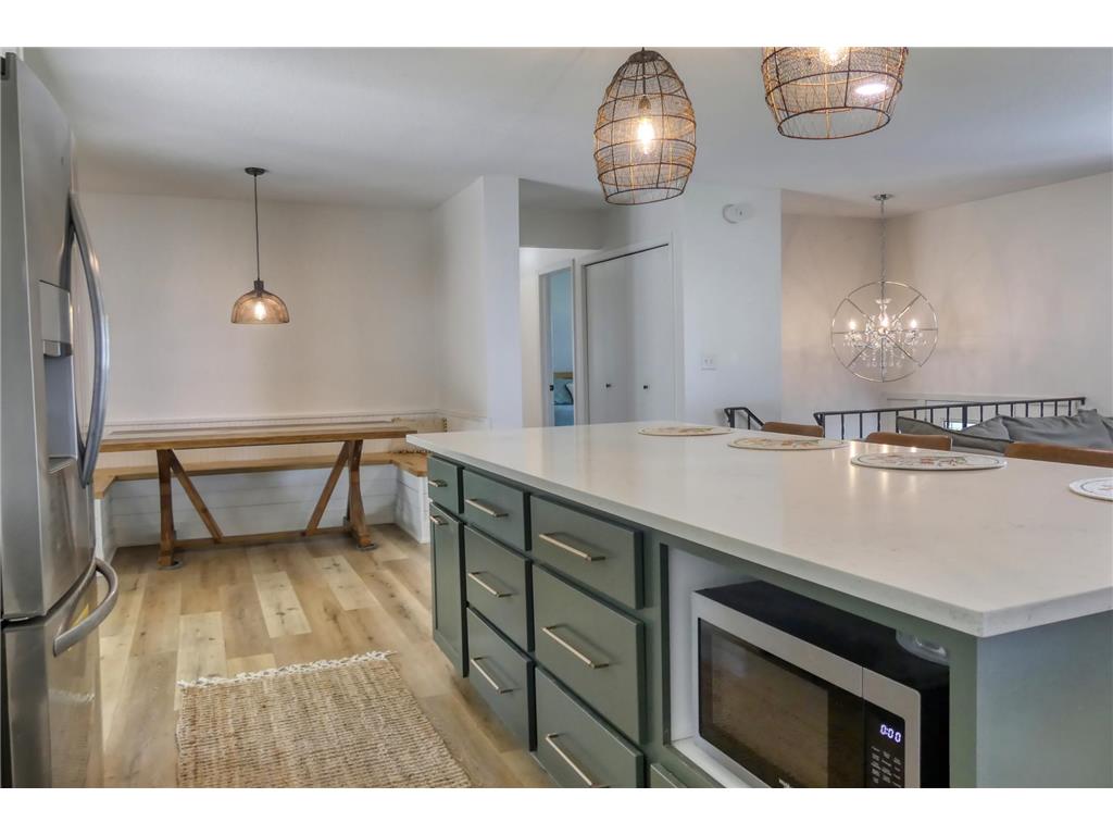 8112 N Shore Trail N Forest Lake MN 55025 - Forest 7019995 image24