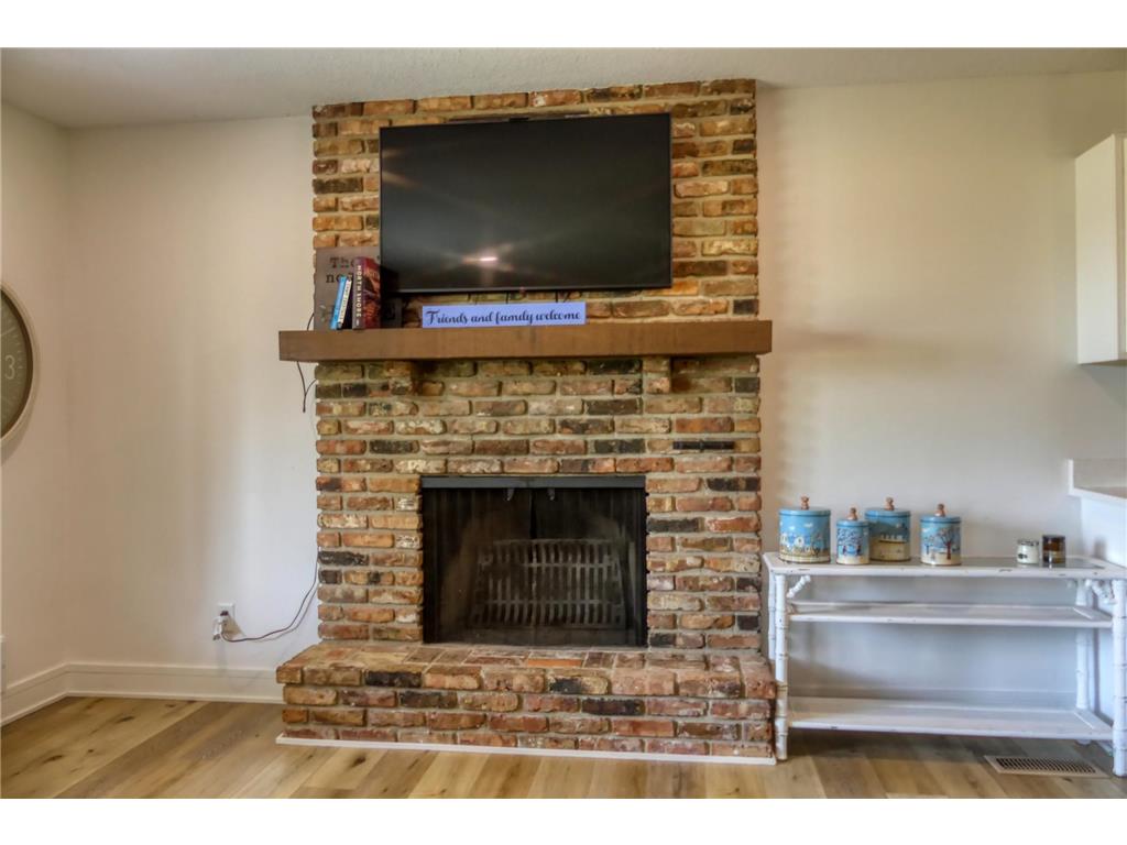 8112 N Shore Trail N Forest Lake MN 55025 - Forest 7019995 image27