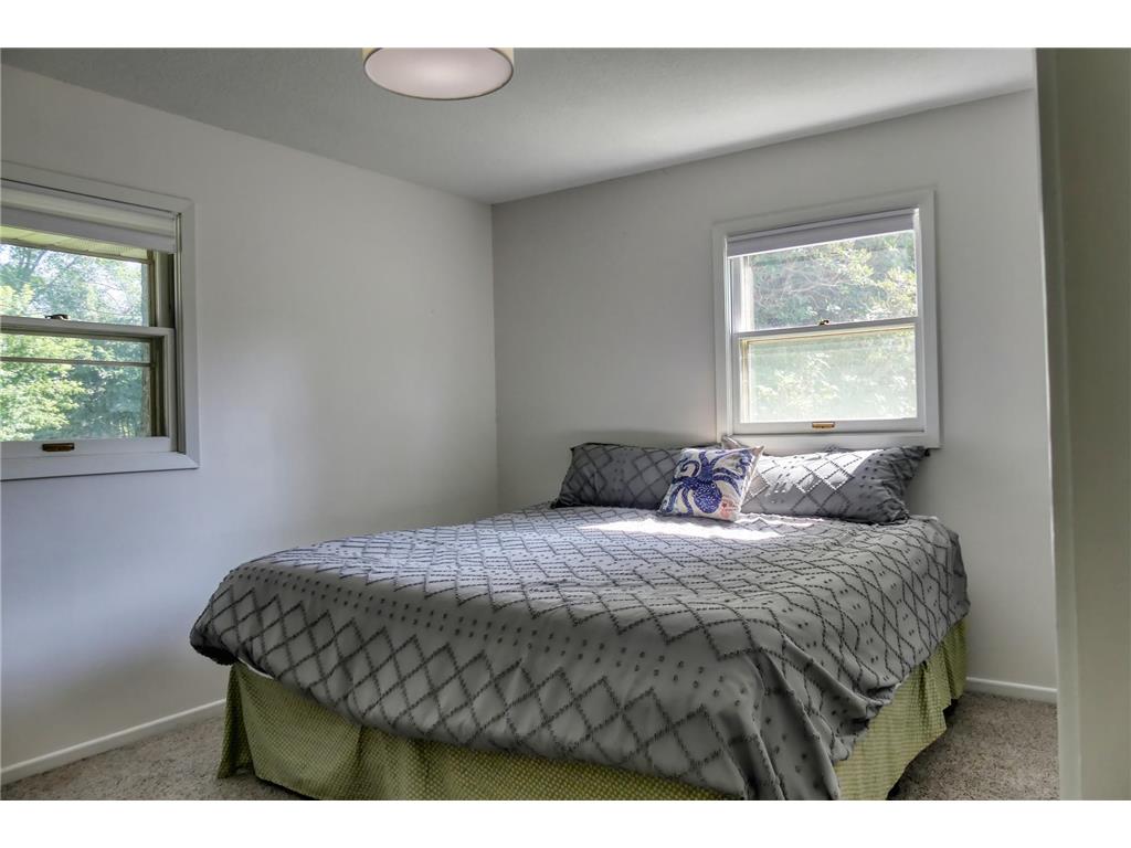 8112 N Shore Trail N Forest Lake MN 55025 - Forest 7019995 image32