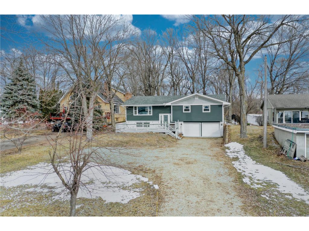 8112 N Shore Trail N Forest Lake MN 55025 - Forest 7019995 image4