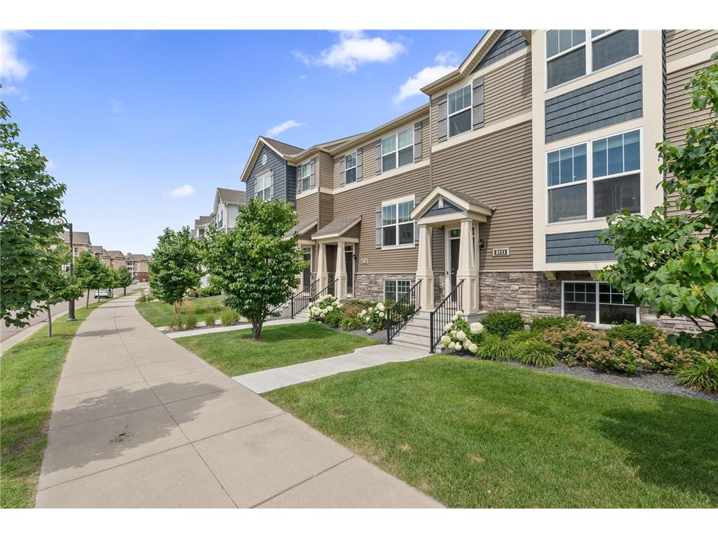 8113 Central Park Way N Maple Grove MN 55369 6758679 image1