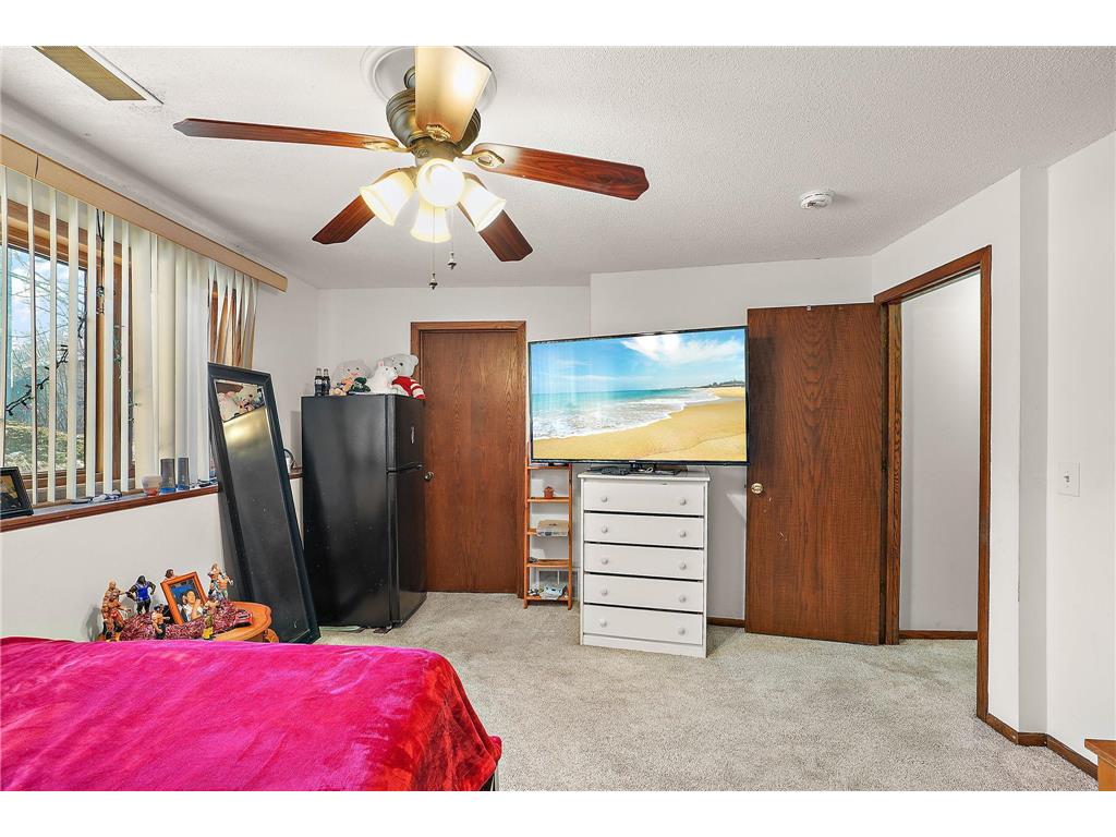 8114 5th Street NE Spring Lake Park MN 55432 7038310 image24