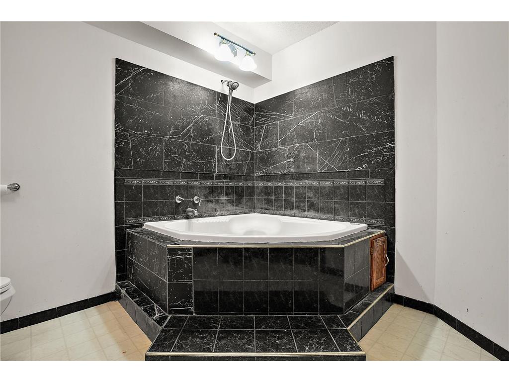 8114 5th Street NE Spring Lake Park MN 55432 7072911 image31