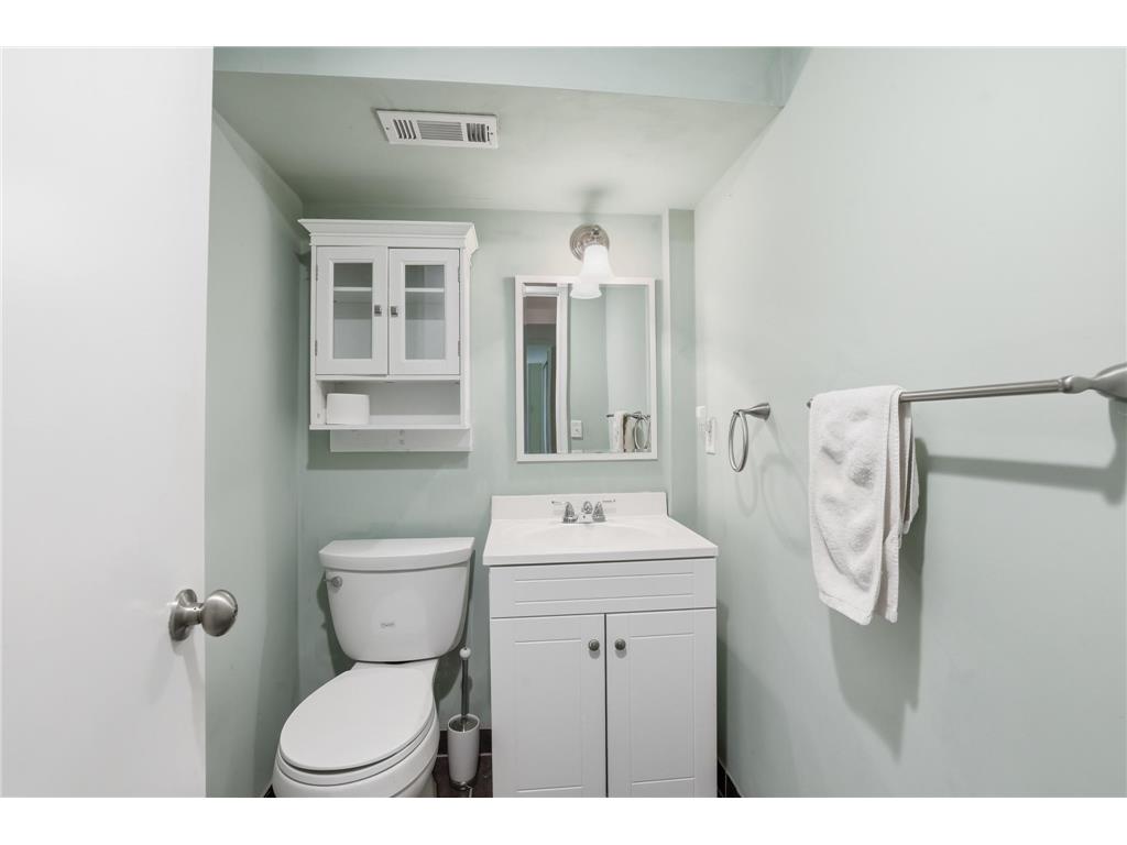 8114 Pennsylvania Road Bloomington MN 55438 7039985 image26