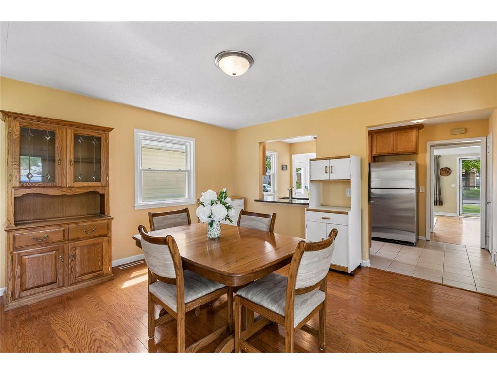 8115 1st Avenue S Bloomington MN 55420 7063847 image14