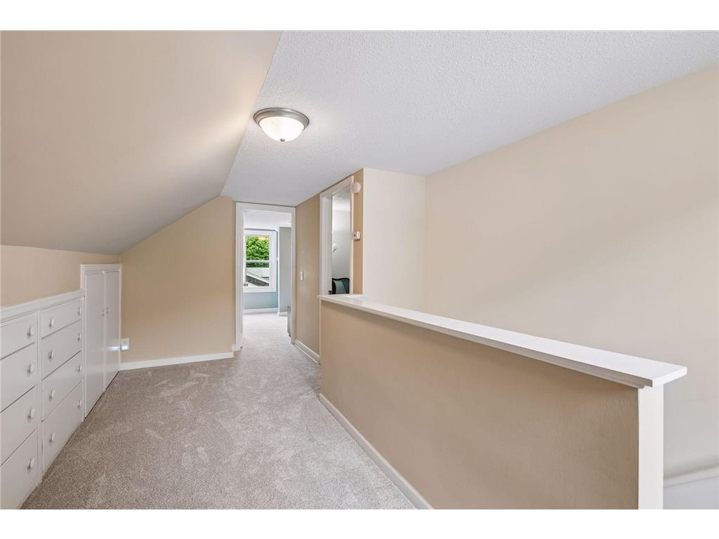 8115 1st Avenue S Bloomington MN 55420 7063847 image22
