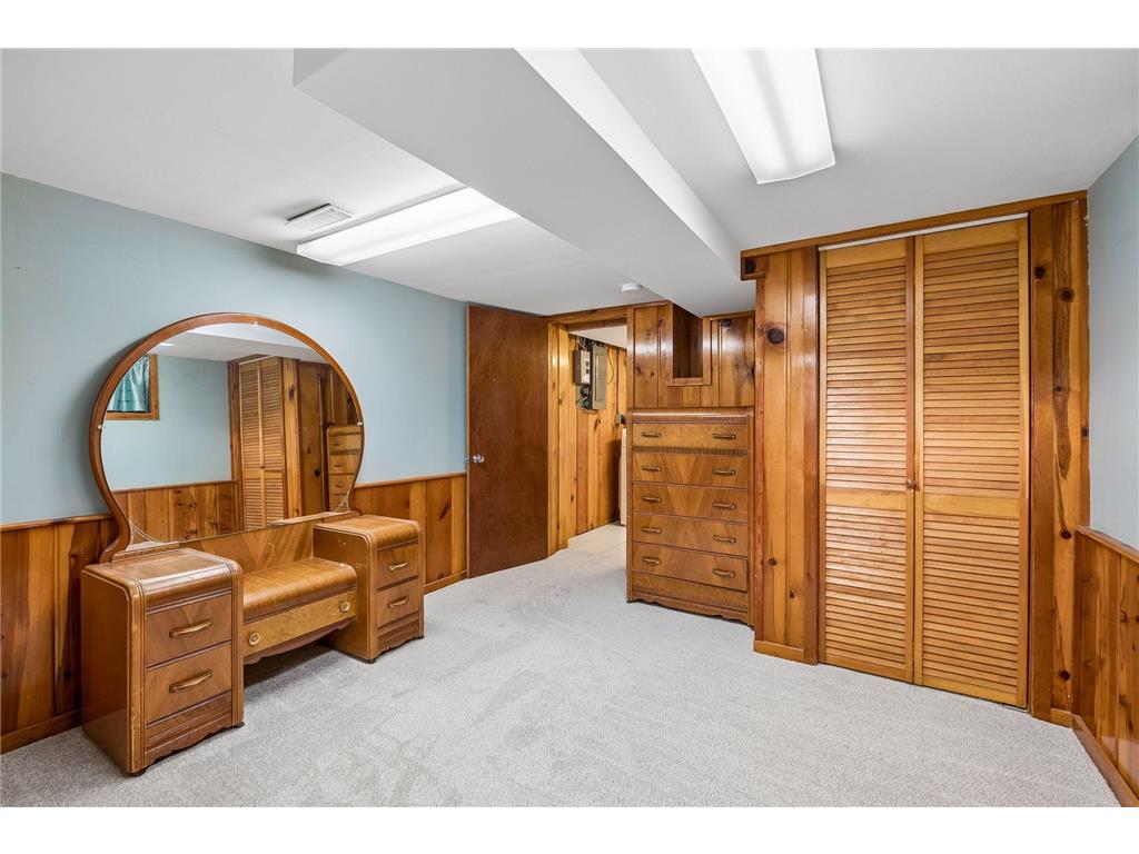 8115 1st Avenue S Bloomington MN 55420 7063847 image34