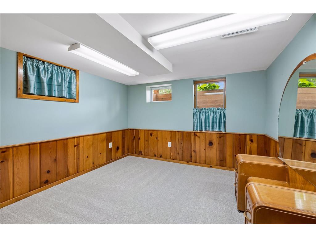 8115 1st Avenue S Bloomington MN 55420 7063847 image35